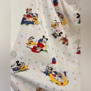 Vintage 1984 The Walt Disney Company Baby Mickey Mouse Minnie Goofy Crib Sheet
